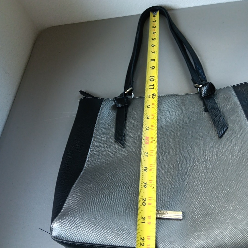 Jones New York SIGNATURE  Black Pebble Faux Leather Satchel Tote Bag Silver Chic - Picture 7 of 12